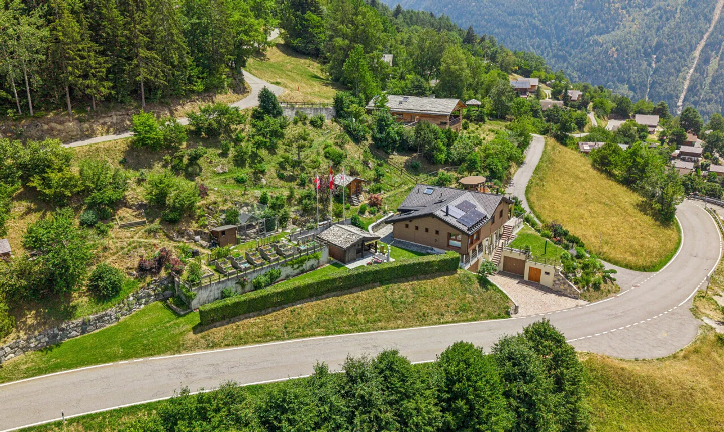 Chalet exclusif à Val de Bagnes - Photo 2 sur 11