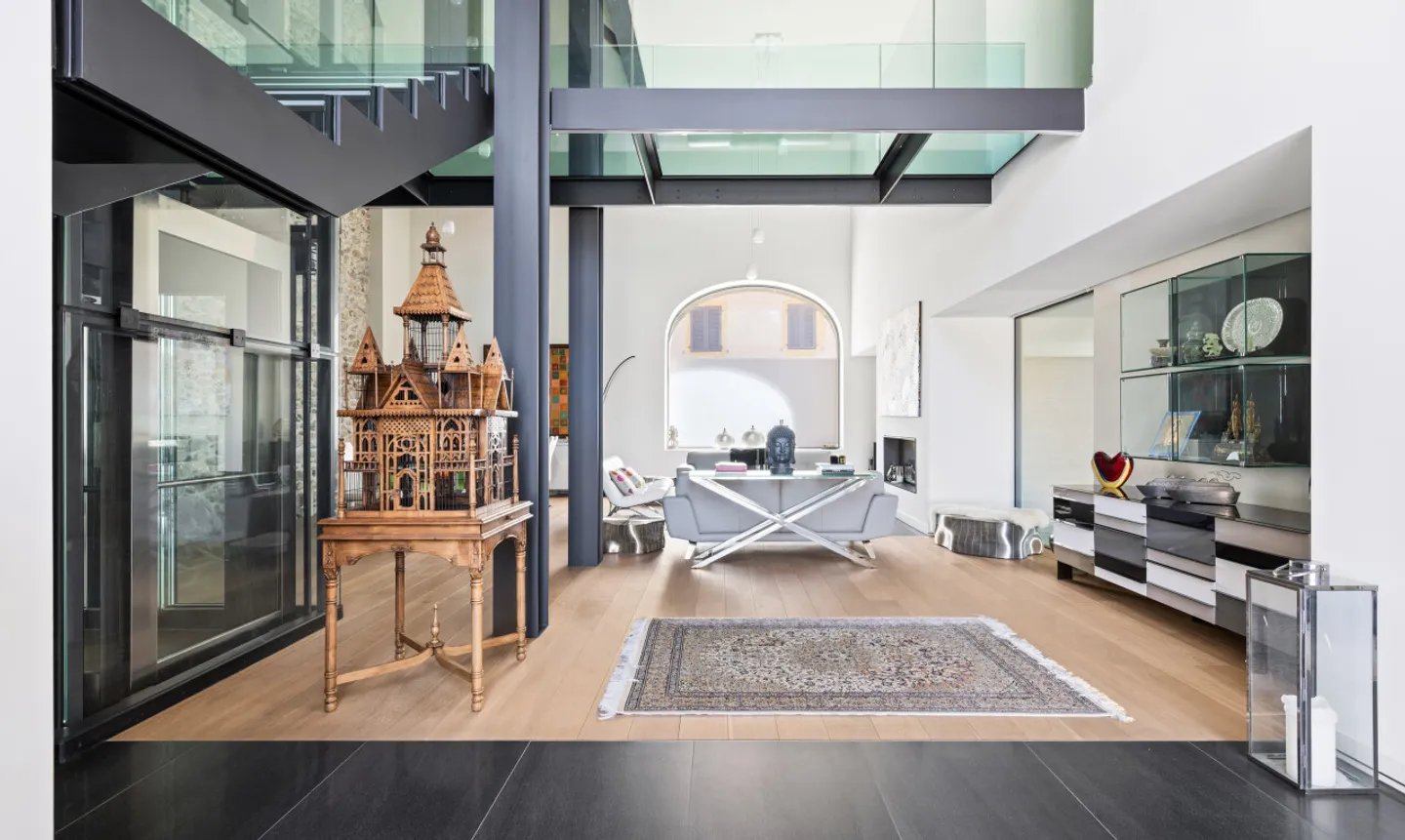 Exceptional villa in Fontaines-sur-Grandson - Photo 5 of 11