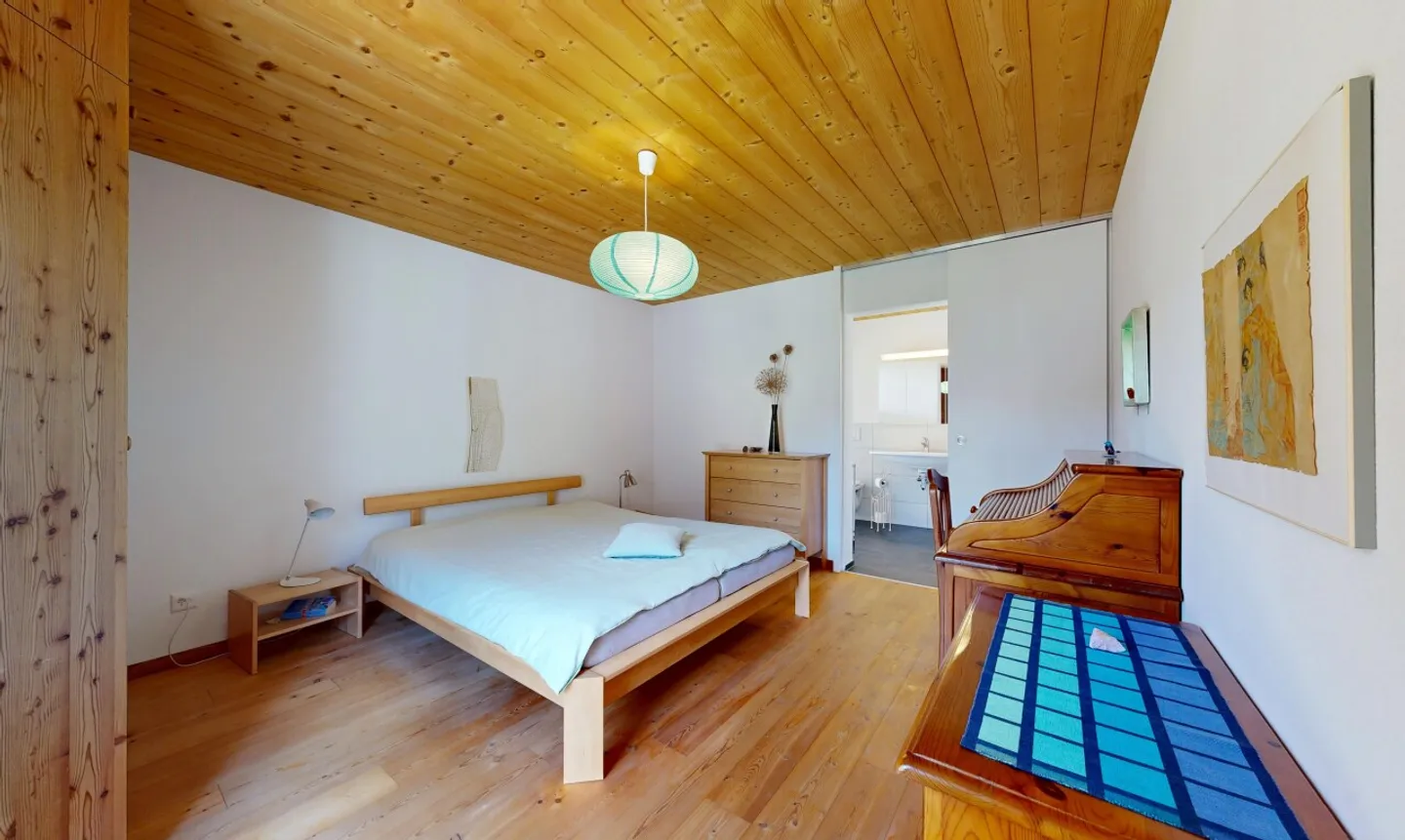 Casa elegante con giardino naturale - Foto 9 di 11