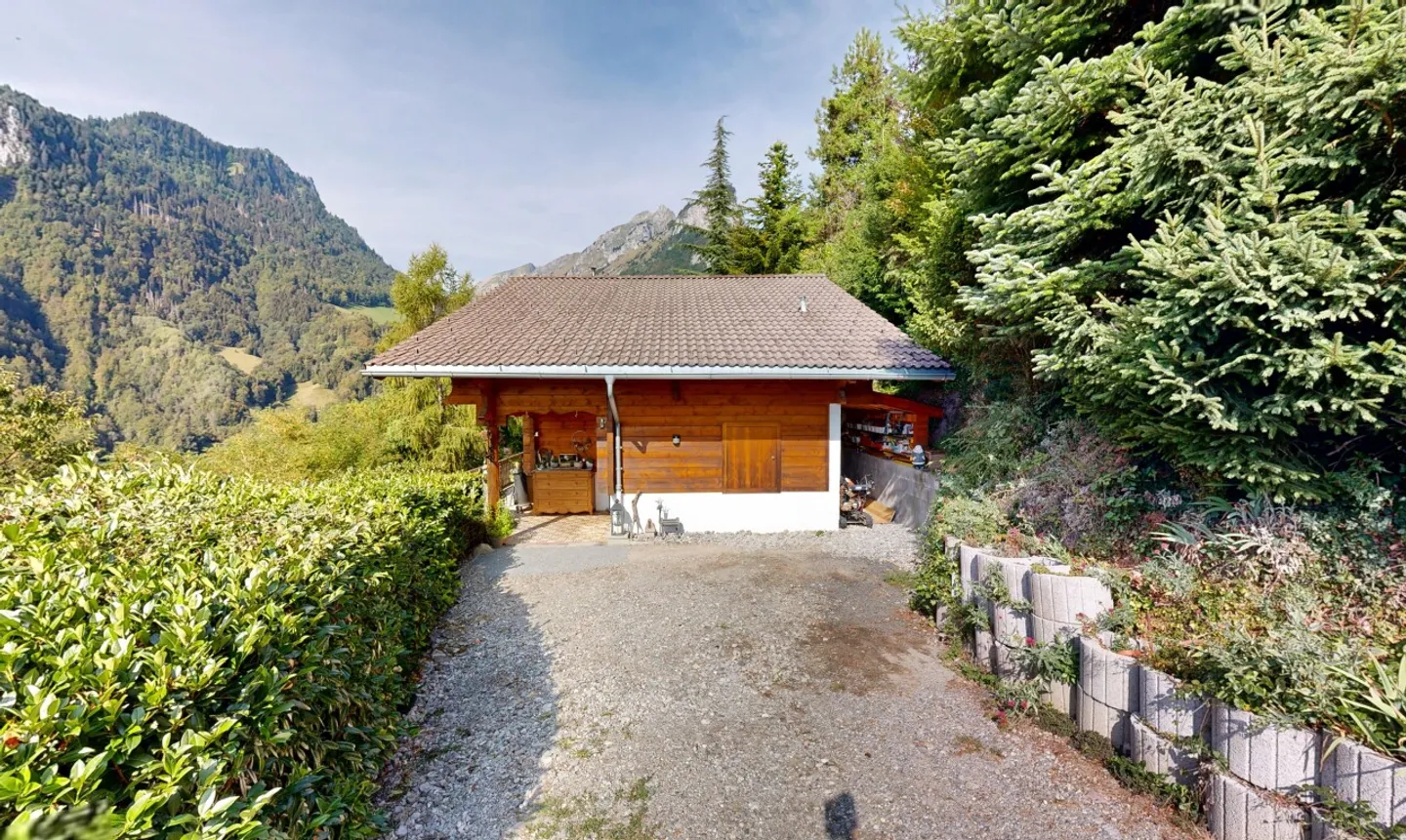 Exclusive: 3-bedroom chalet with a magnificent view - Photo 3 of 11