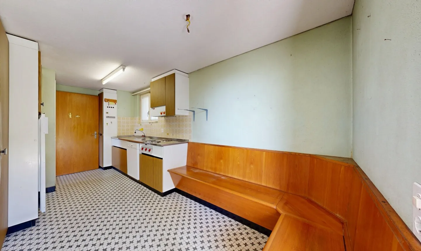 Maison individuelle avec beaucoup de potentiel dans un endroit ensoleillé à Madiswil - Photo 5 sur 11
