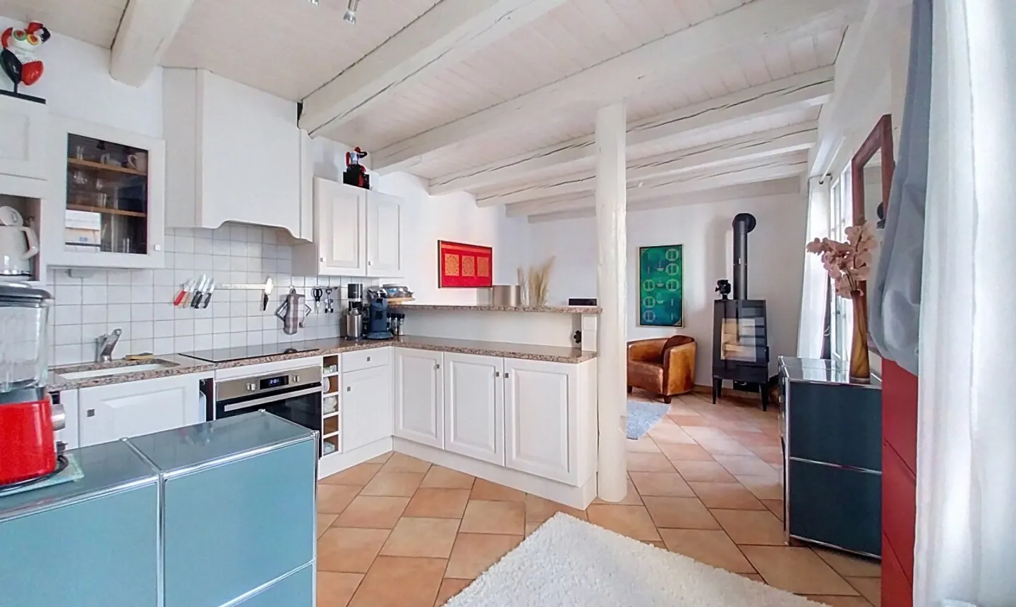 Charming individual villa with 3.5 rooms in the old town - Photo 3 of 11