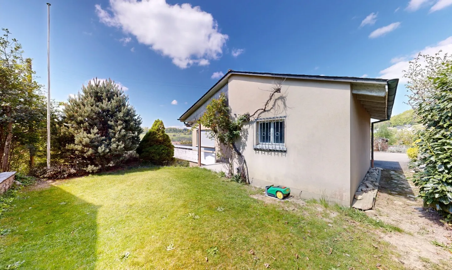 Maison individuelle avec beaucoup de potentiel dans un endroit ensoleillé à Madiswil - Photo 10 sur 11