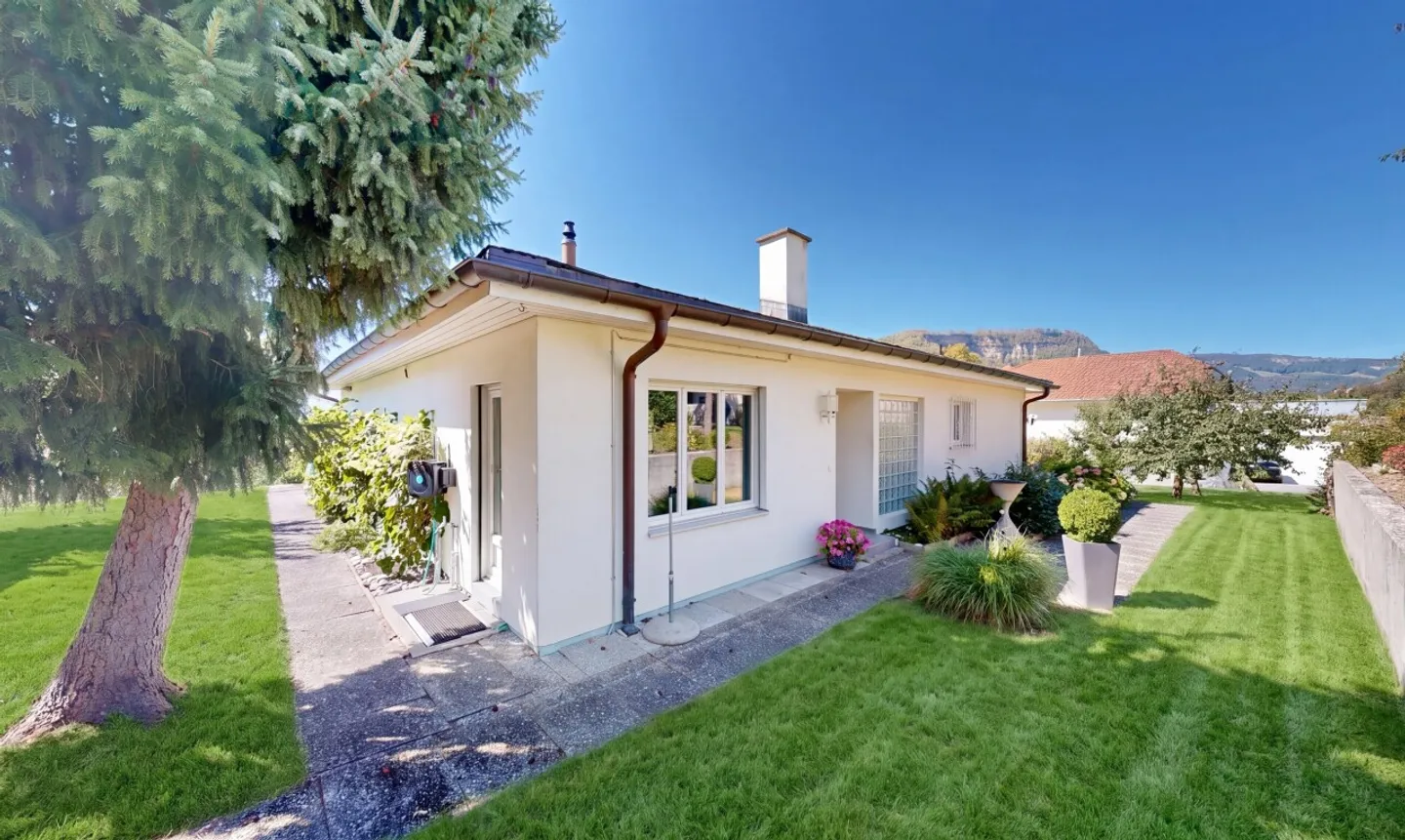 Votre nouveau rêve familial - Bungalow en position élevée avec vue sur la vallée - Photo 1 sur 11