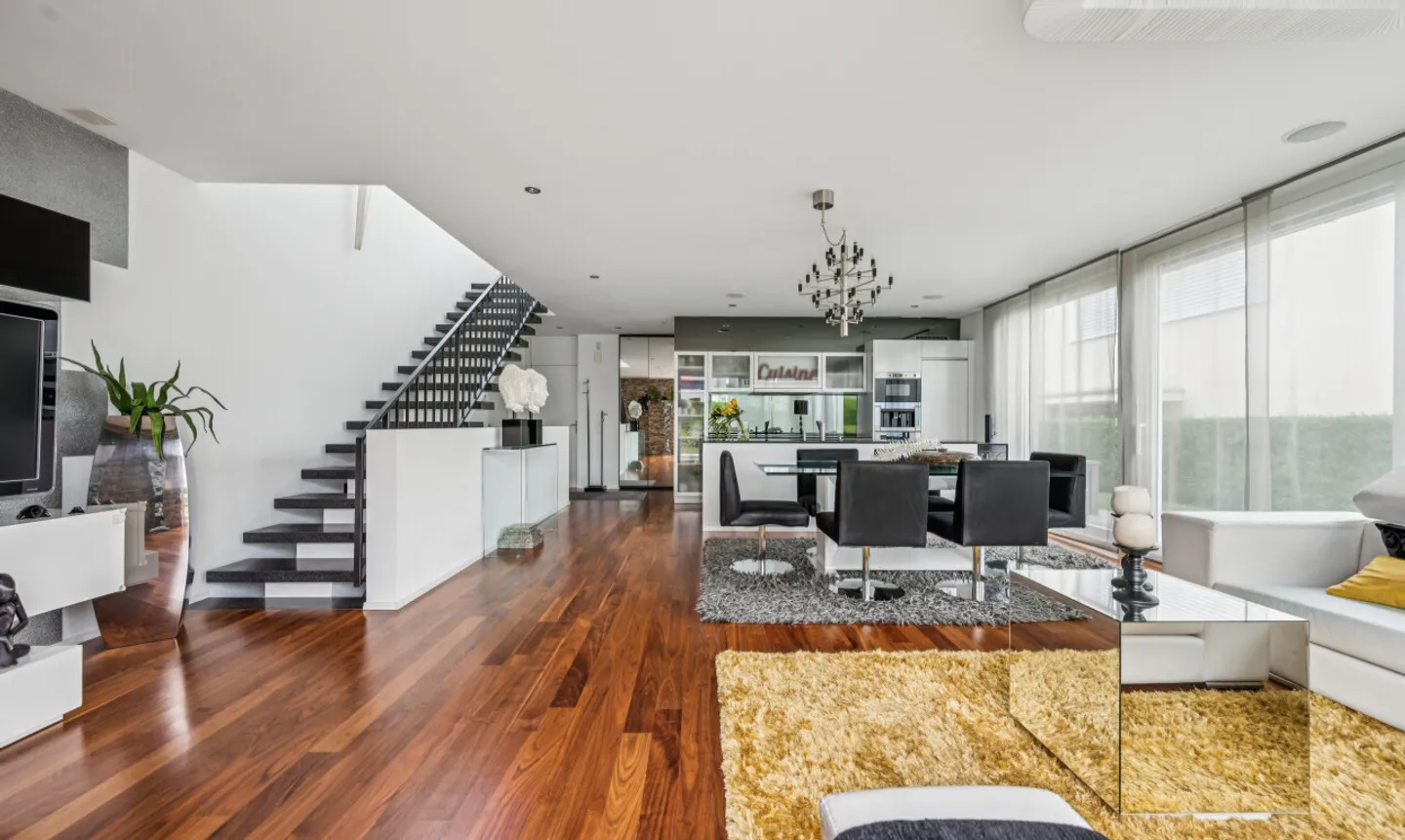Detached single-family house in sought-after residential area of Rümlang - Photo 1 of 13