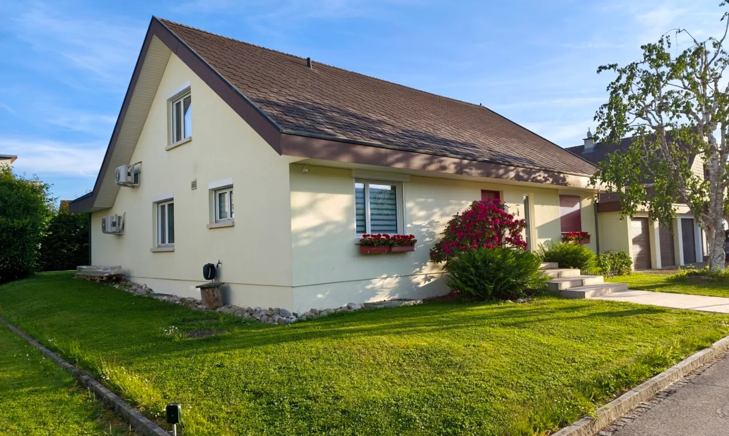 Exclusive Living with Wellness & Fitness Area in Derendingen - Photo 1 of 6