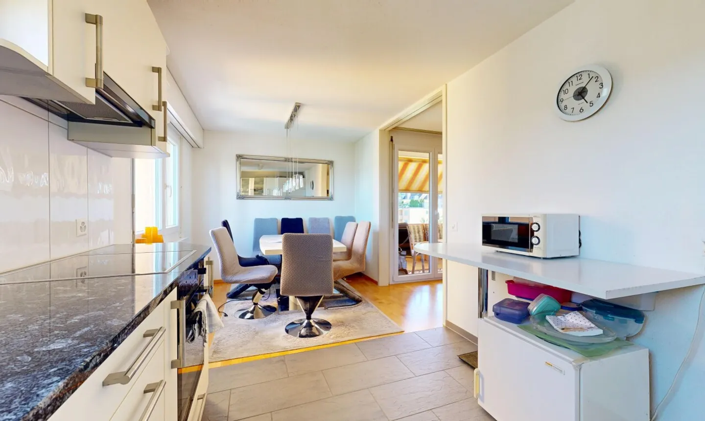 Appartement attrayant de 3,5 pièces avec vue partielle sur le lac à Horgen - Photo 8 sur 11