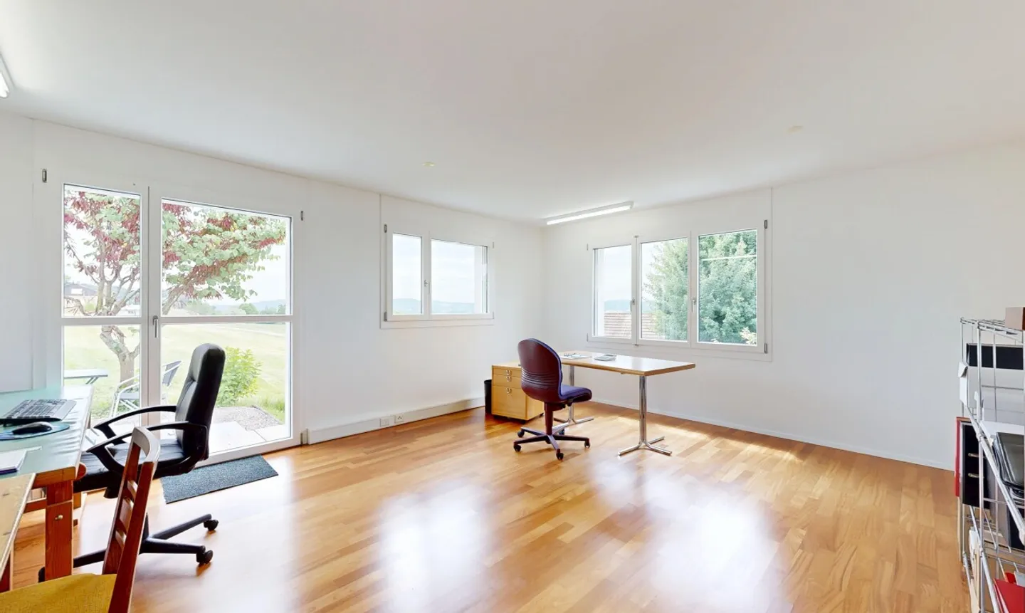 Well-maintained 6-room single-family house with a view in Uesslingen TG - Photo 9 of 11
