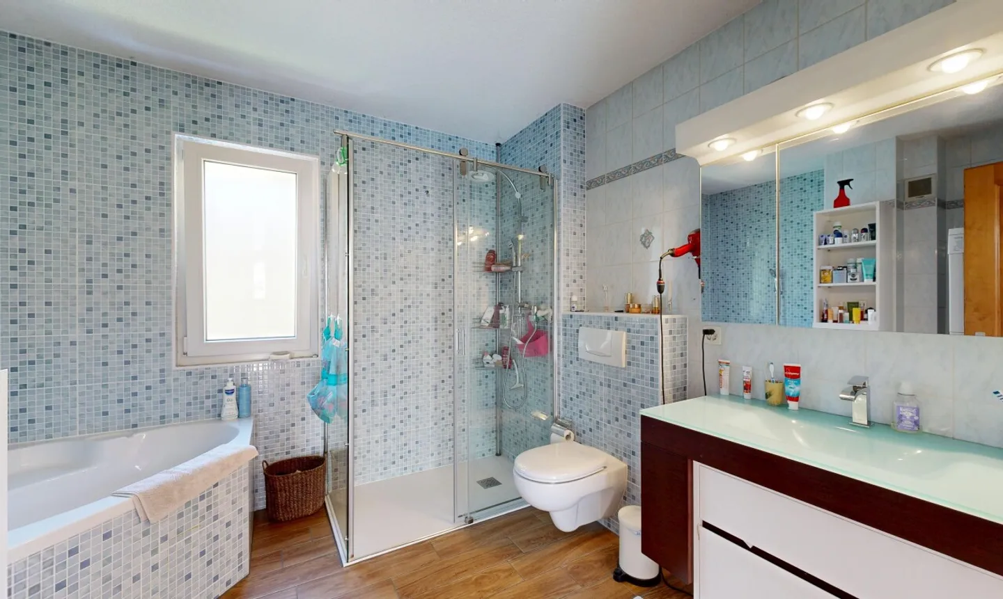 Villa individuelle à Vernayaz— espaces modulables, extérieur verdoyant - Photo 9 sur 11