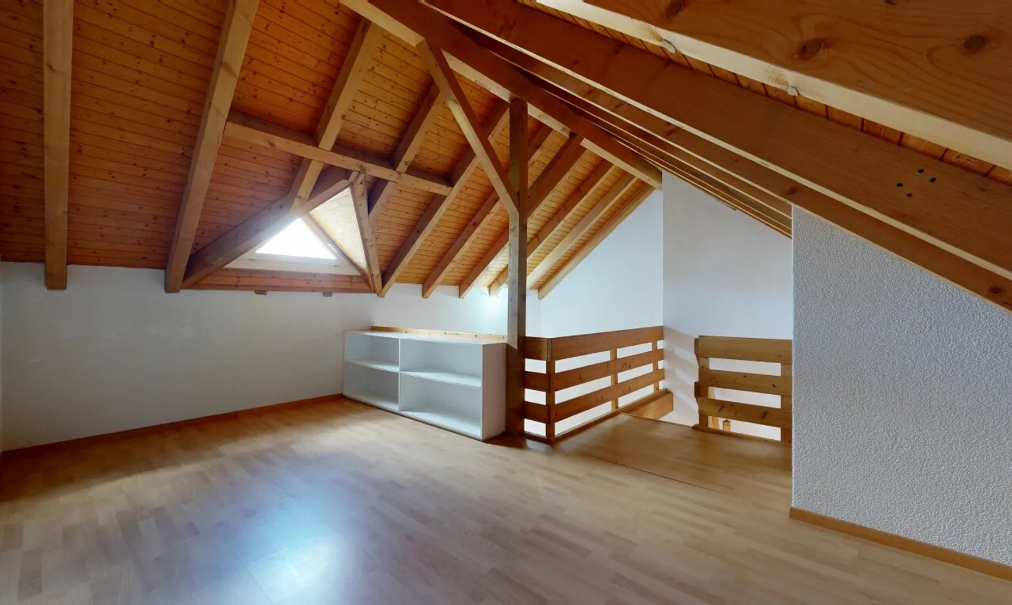 Geräumiges Reihenhaus - Foto 3 von 11