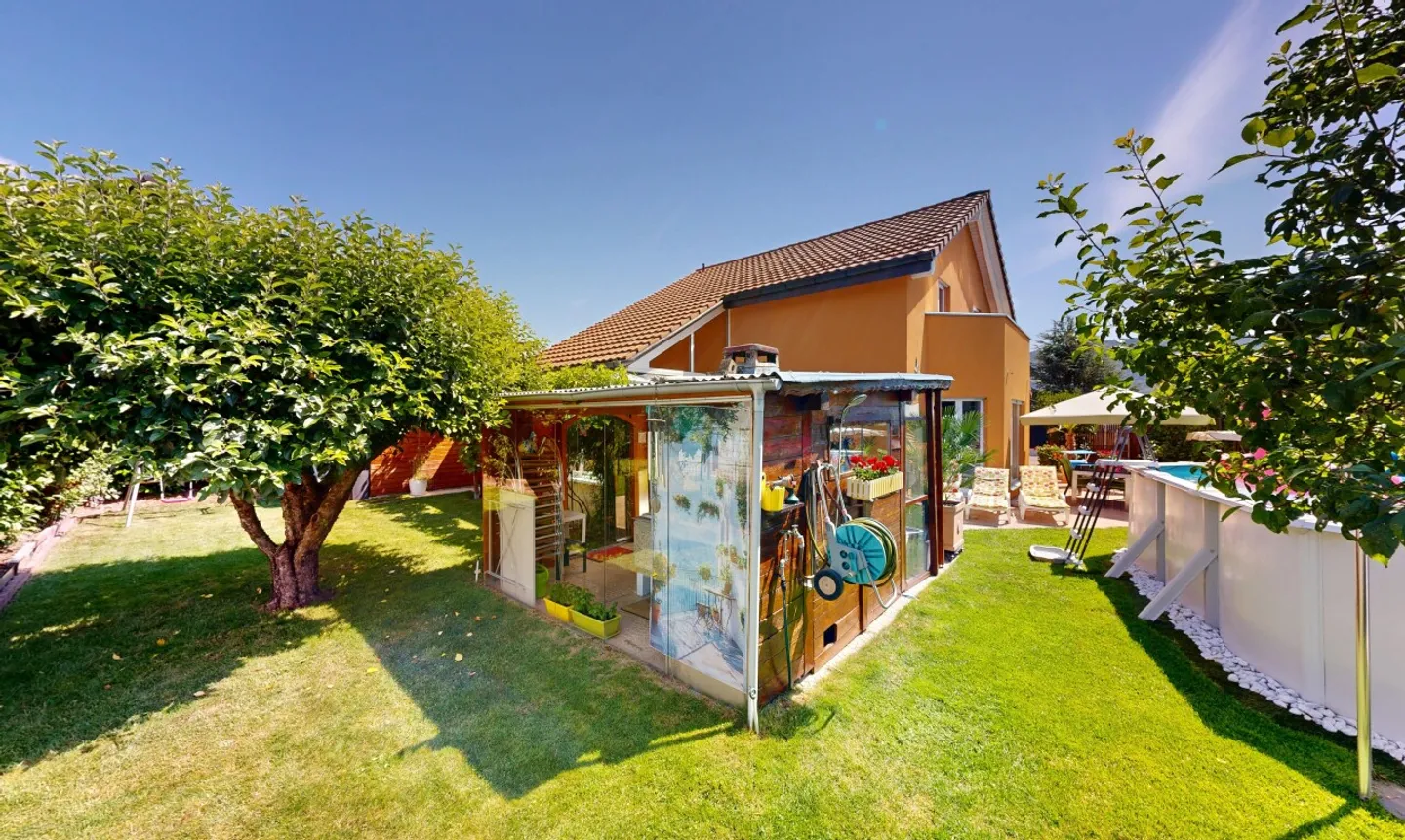 Family Home with Pool and Summer Kitchen - Photo 2 of 11