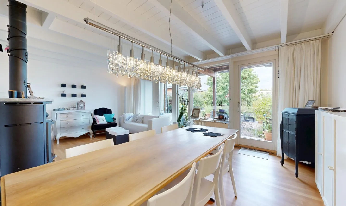 Light-Filled 5.5-Room Terraced House in Affoltern am Albis - Photo 4 of 11