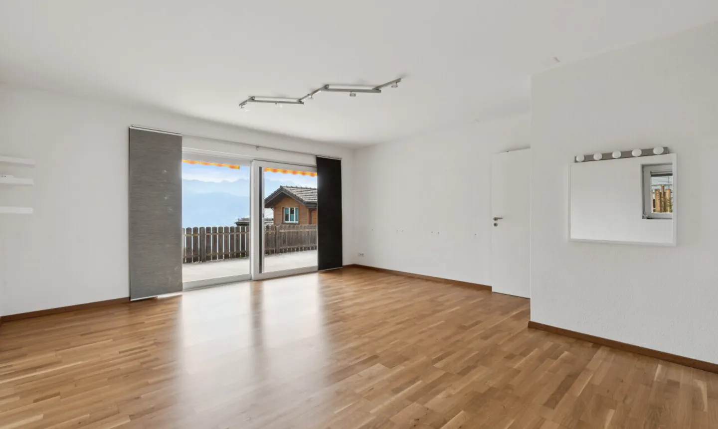 Exklusives Zweifamilienhaus mit Seepanorama - Photo 5 sur 11