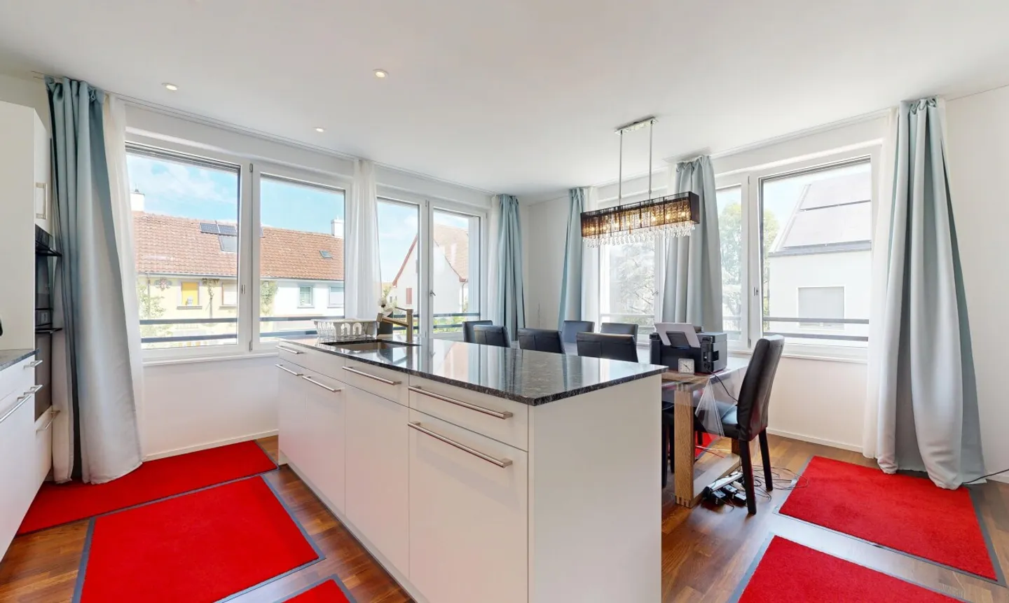 Neuwertige 3.5-Zimmer-Wohnung mit Balkon und Top-Ausstattung - Photo 7 sur 11