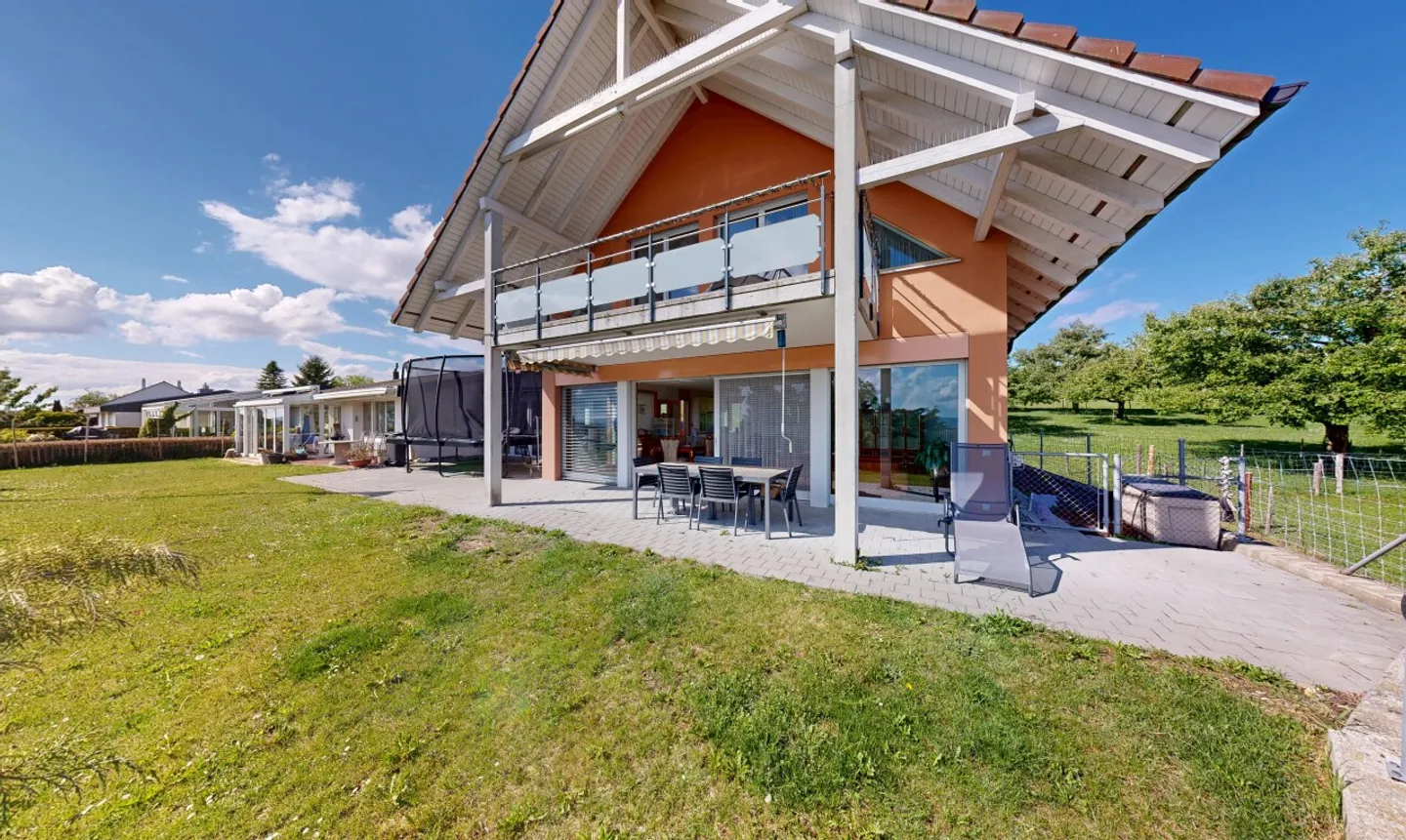 Luxuriöses Einfamilienhaus mit Aussicht - Foto 1 von 13