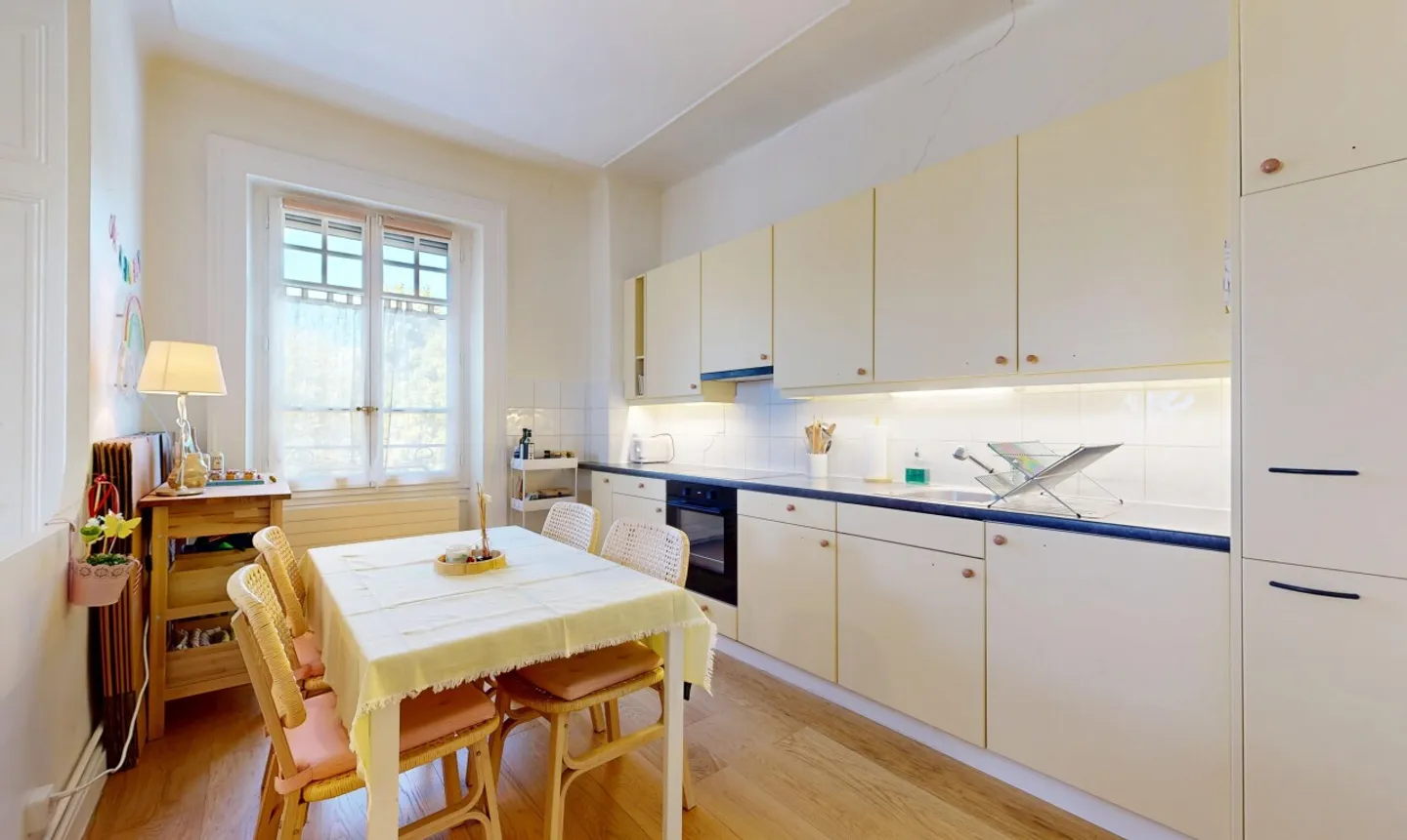 Charming character apartment in Chêne-Bourg - Photo 5 of 11