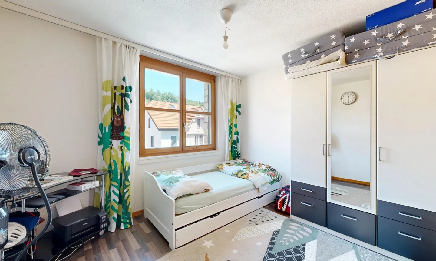Appartement 4.5 pces lumineux et idéalement situé pour les familles - Photo 8 of 11