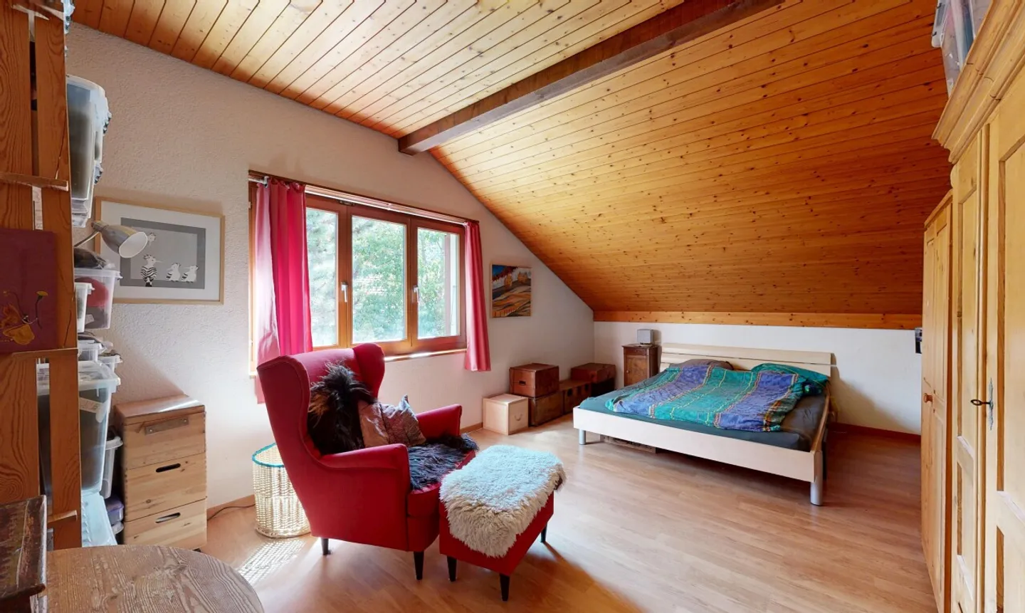 Angenehme Villa mit einem angelegten Garten, ohne Einsicht - Foto 8 von 11