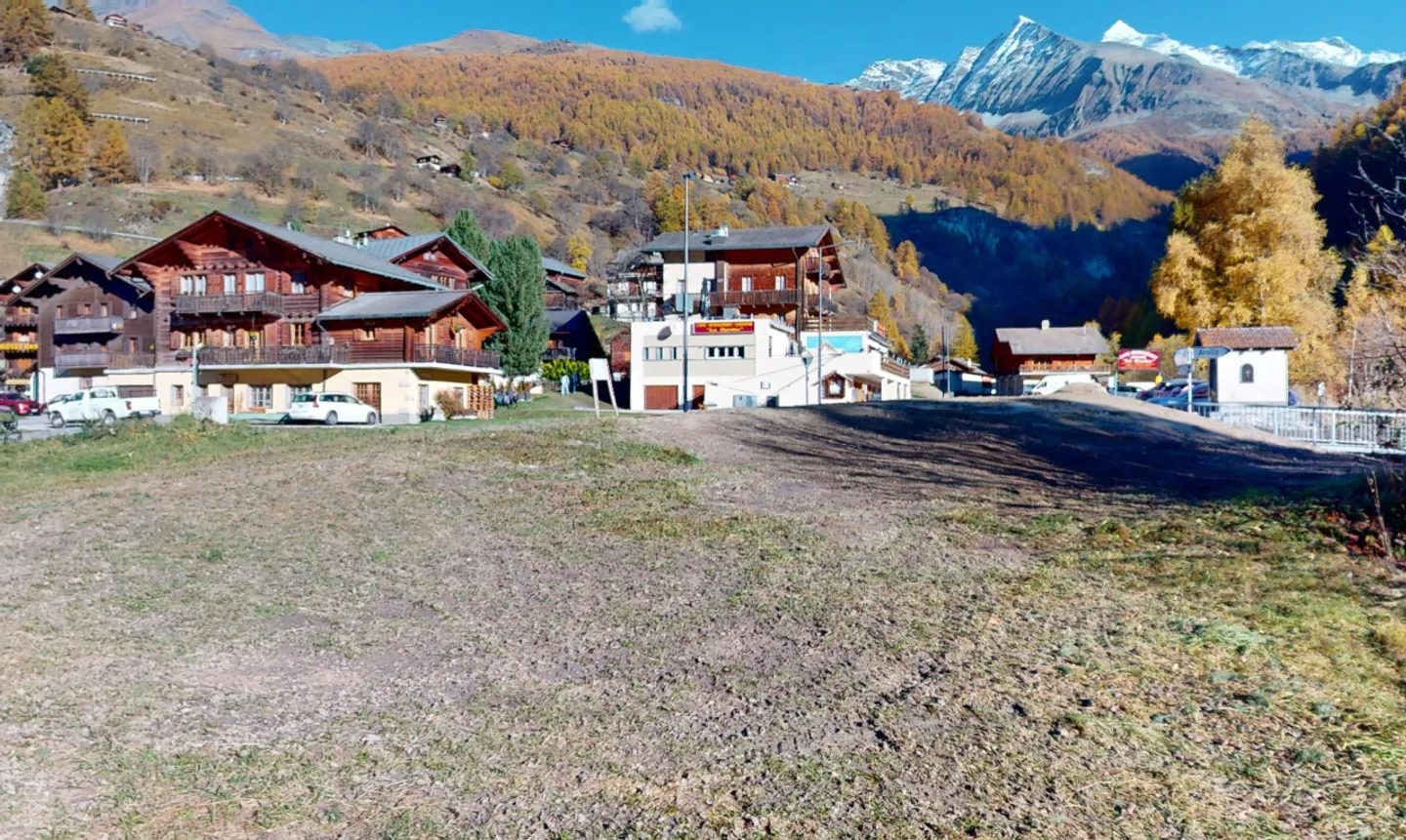 Terreno Raro e Idealmente Situato a Haudères - Foto 9 di 13