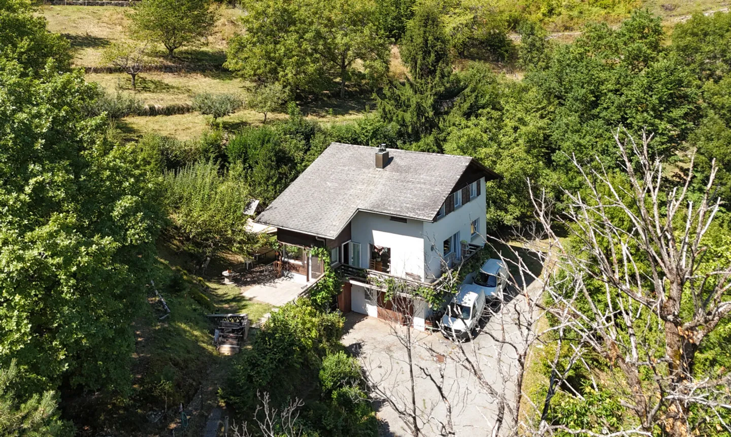 Unico: Villa familiare 215 m² - Vista eccezionale - Terreno 4220 m² - Foto 2 di 11