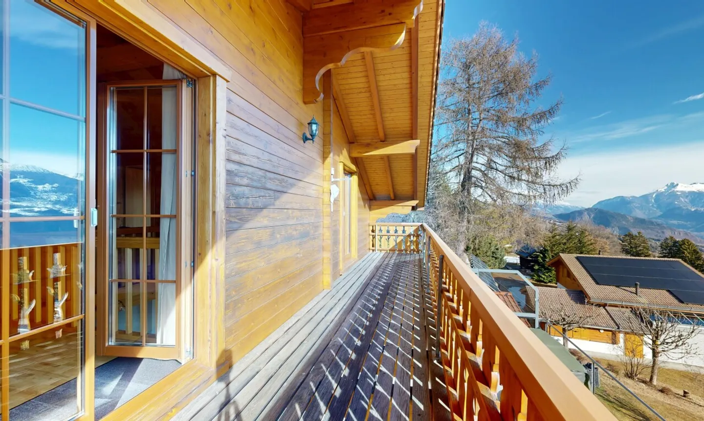 Superbe chalet avec vue dégagée à Savièse - Photo 9 sur 11