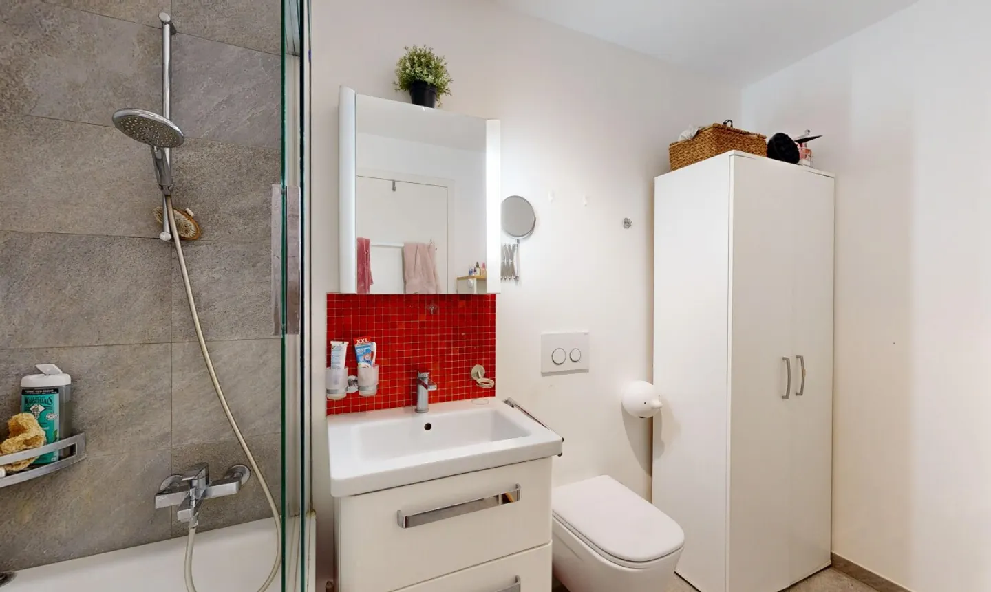 Appartement moderne avec balcon - Photo 12 sur 13