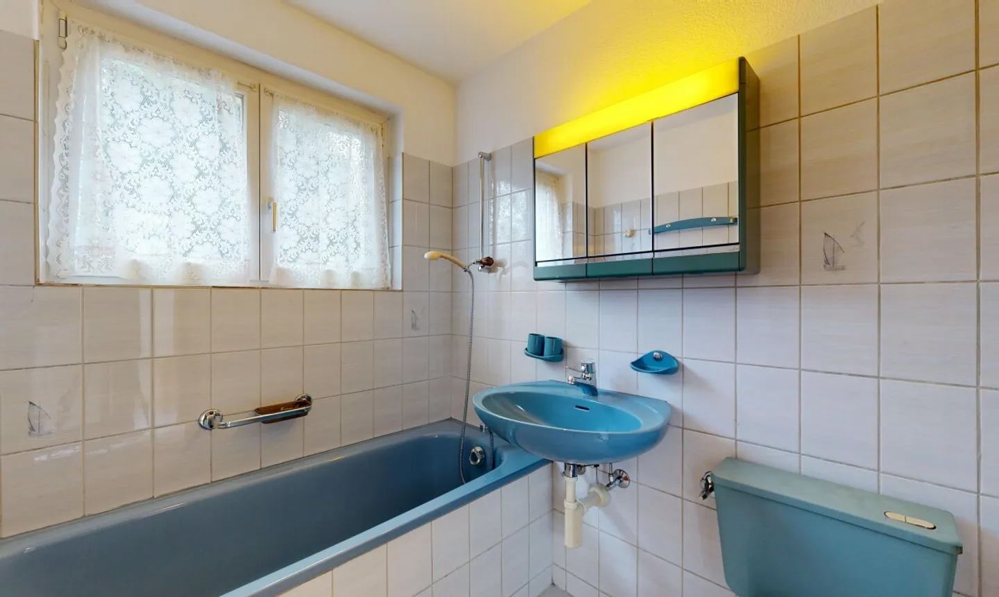 Casa angolare di 4,5 stanze con potenziale di sviluppo in posizione privilegiata - Foto 5 di 10