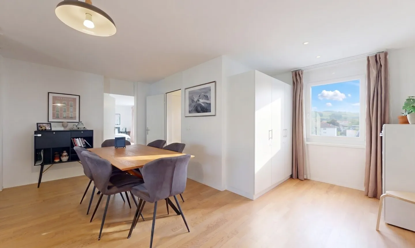 Spacious Living in the Heart of Bülach - Photo 1 of 13