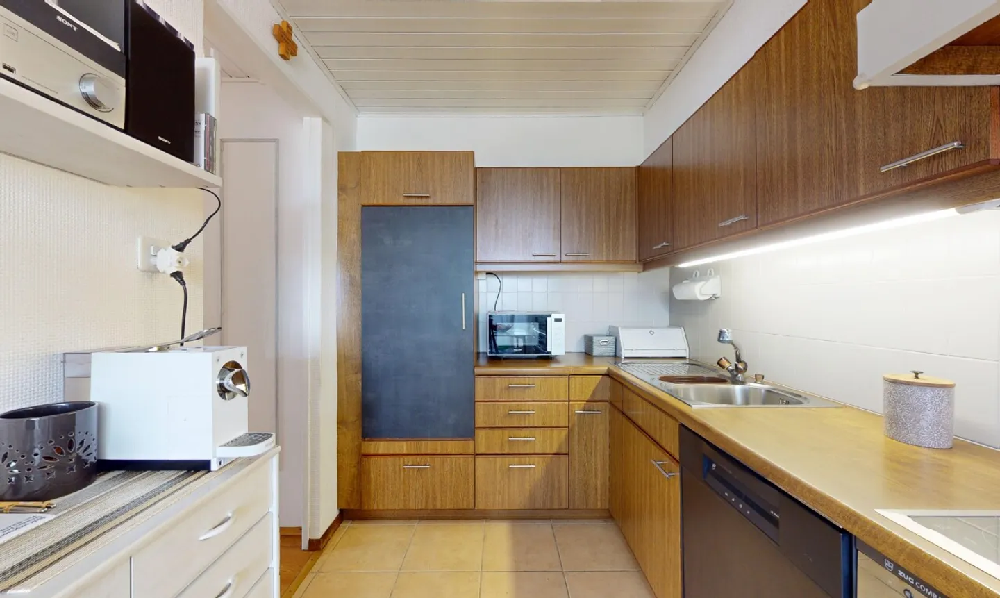 Helle 3,5-Zimmer-Wohnung mit atemberaubendem Blick und Garagenbox - Foto 5 von 11