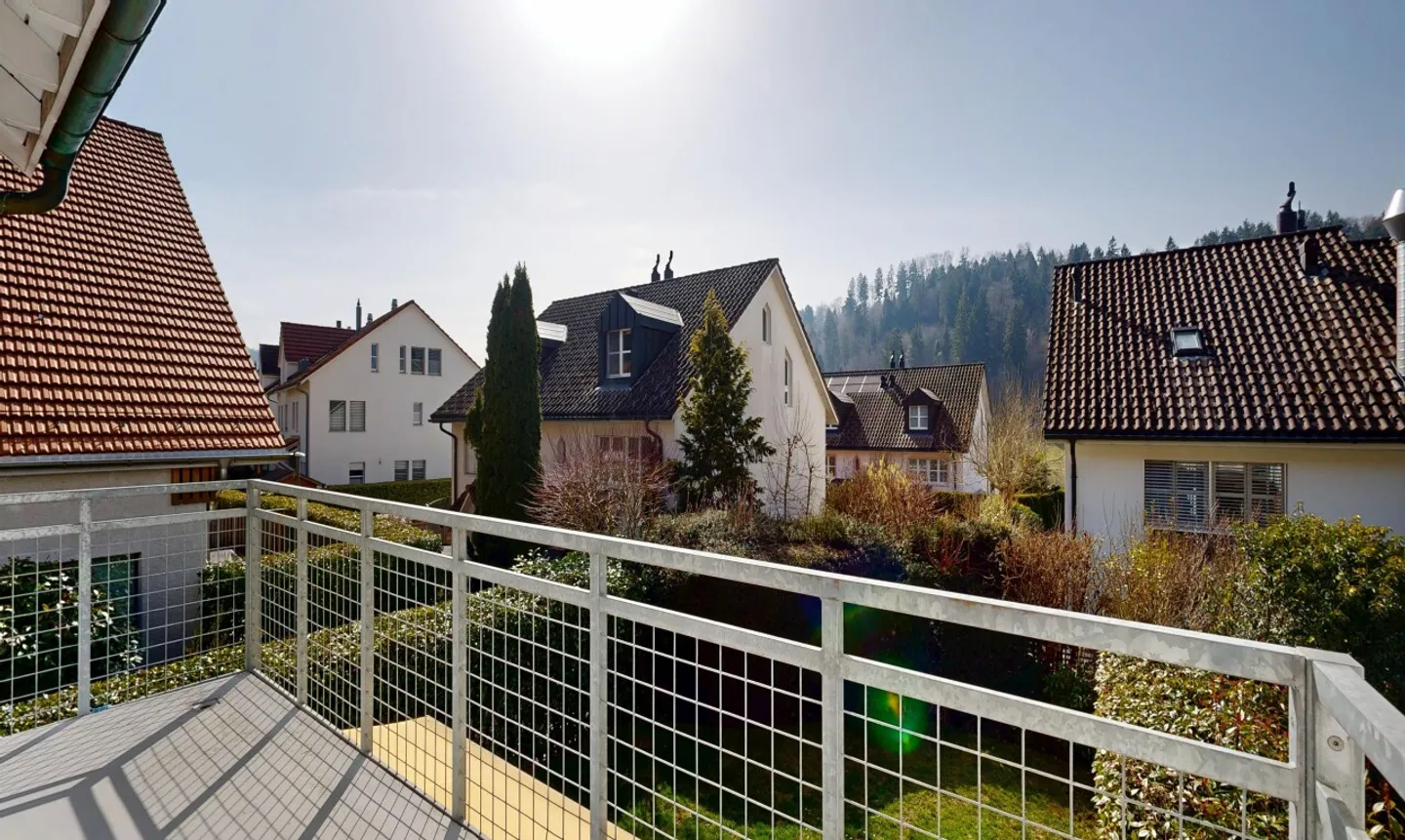 Maison de ville d'angle avec jardin et intimité près de Zurich - Photo 9 sur 11