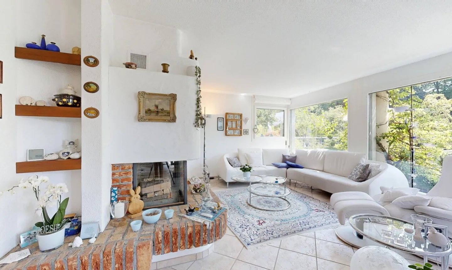 Terrace House with Stunning Views - Photo 4 of 11