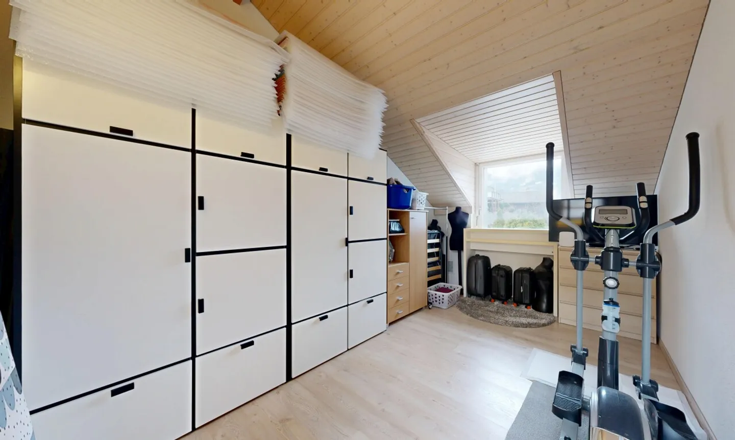 Esclusivo: Villa con due unità - Foto 9 di 11