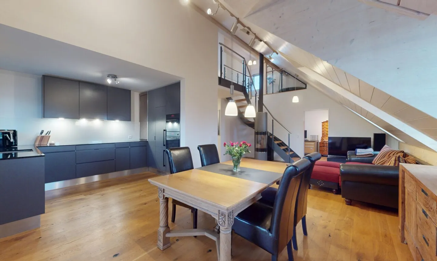 13 Minutes from Winterthur - Living on Two Floors - Photo 1 of 13