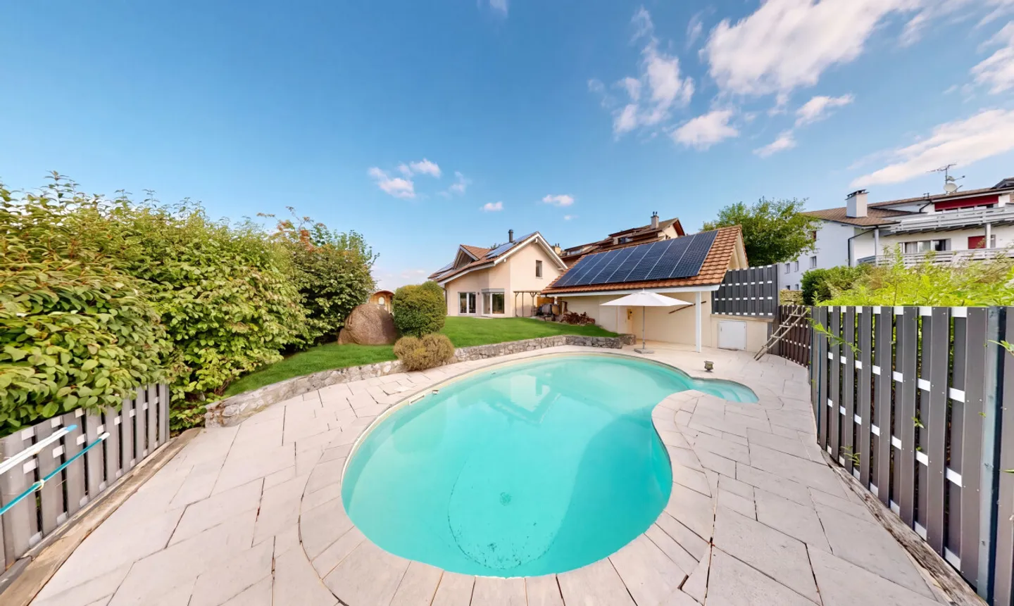 Exceptional villa with breathtaking views of Lake Gruyère - Photo 3 of 11