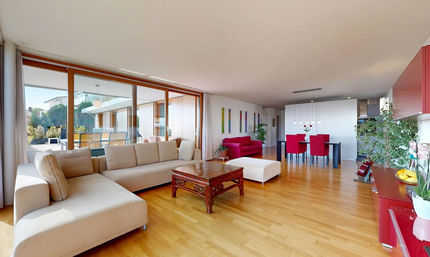 Appartement en terrasse lumineux de 5,5 pièces avec vue panoramique sur le lac - Photo 3 sur 11