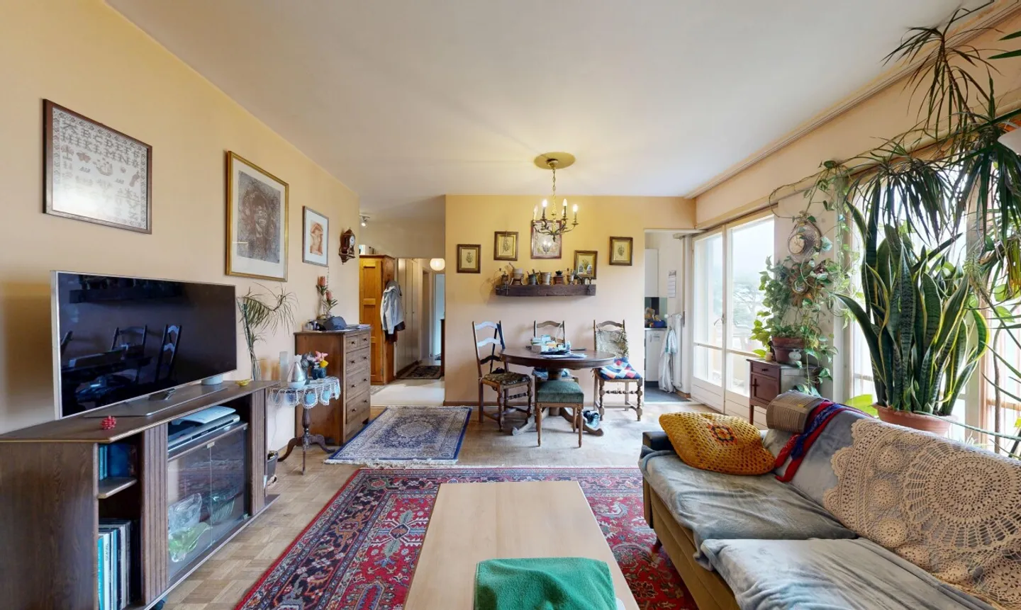 Appartement Charmant avec Potentiel - Photo 9 sur 11