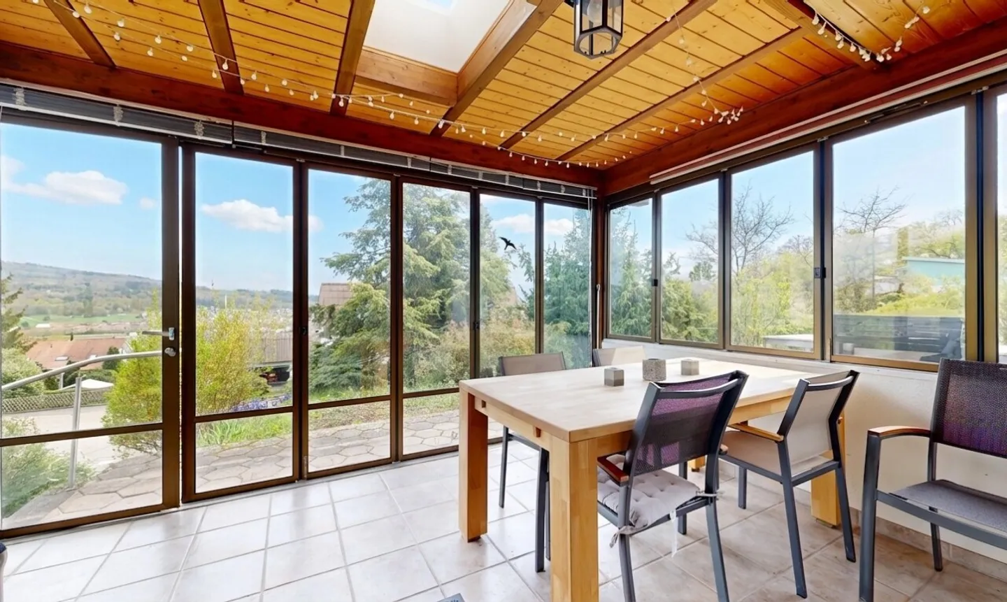 Charmante maison de 4,5 pièces avec vue dégagée et grand terrain - Photo 10 sur 11