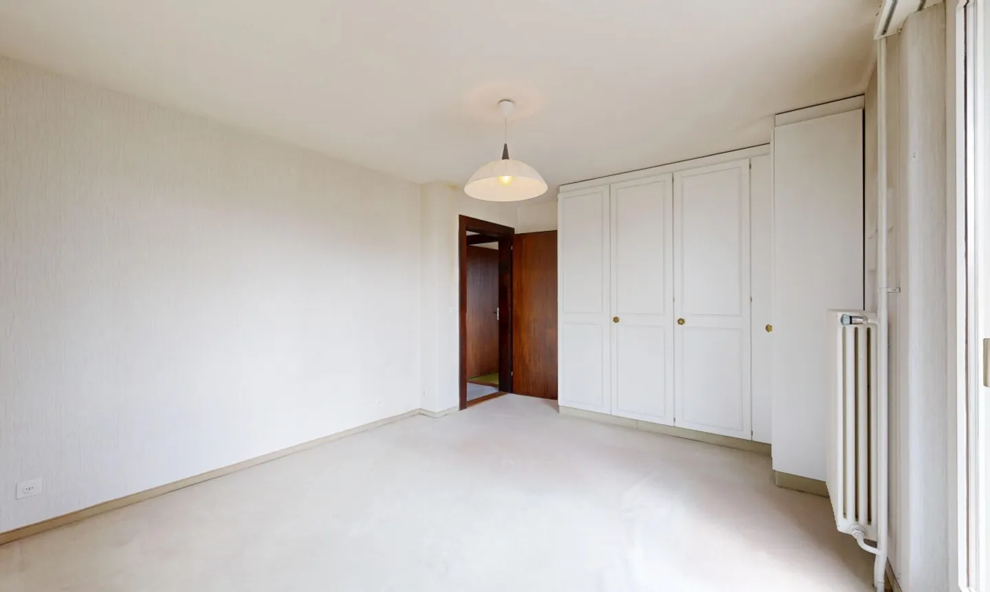 Casa unifamiliare indipendente con possibilità versatili - Foto 5 di 11