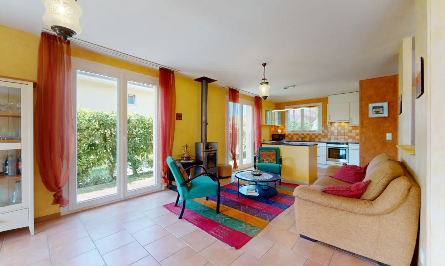 Peaceful neighborhood located on the edge of a forest - Photo 8 of 13