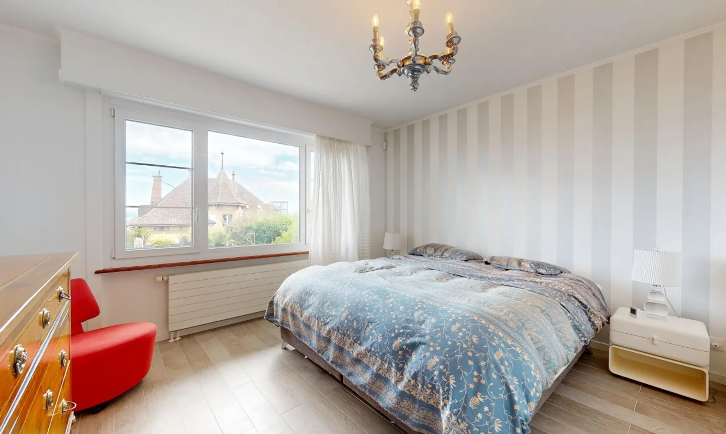 Villa contemporanea eccezionale con piscina e vista sul lago di Neuchâtel - Foto 9 di 11