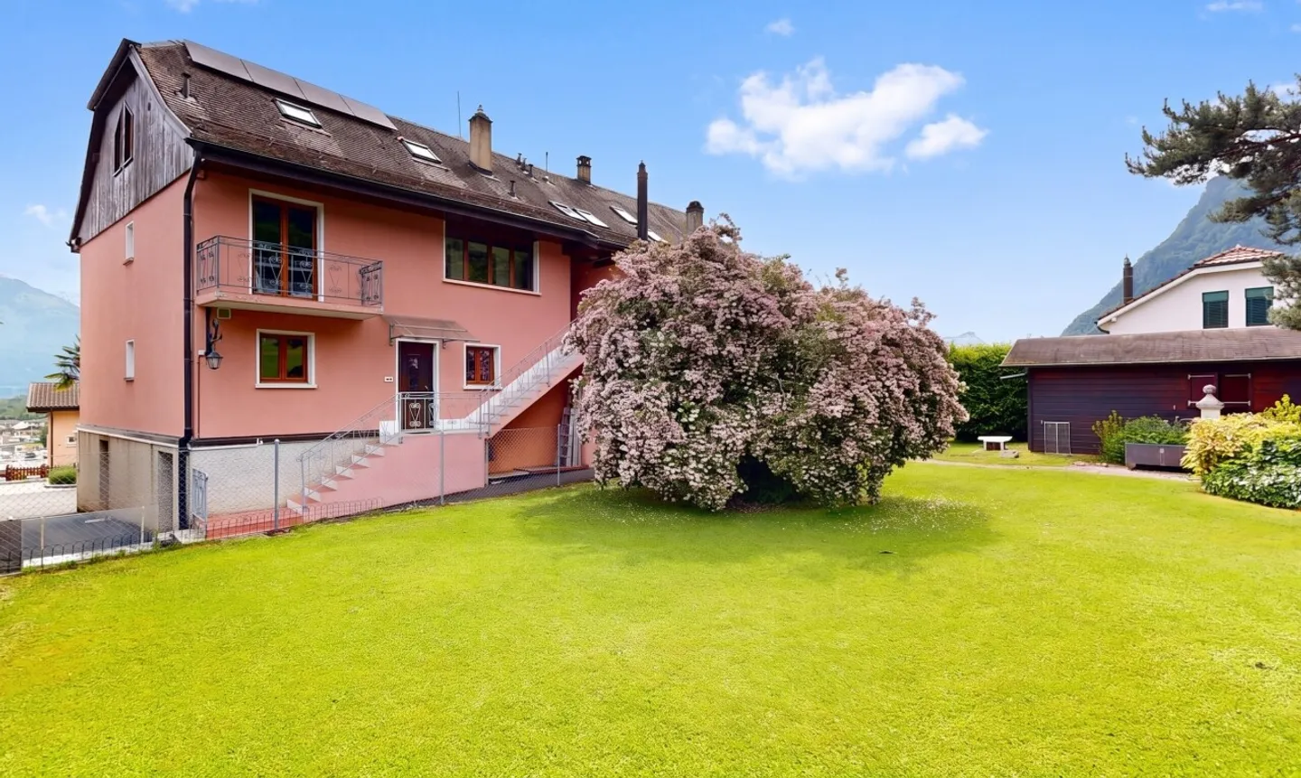 Maison Plurifamiliale Charmante - Photo 1 sur 11