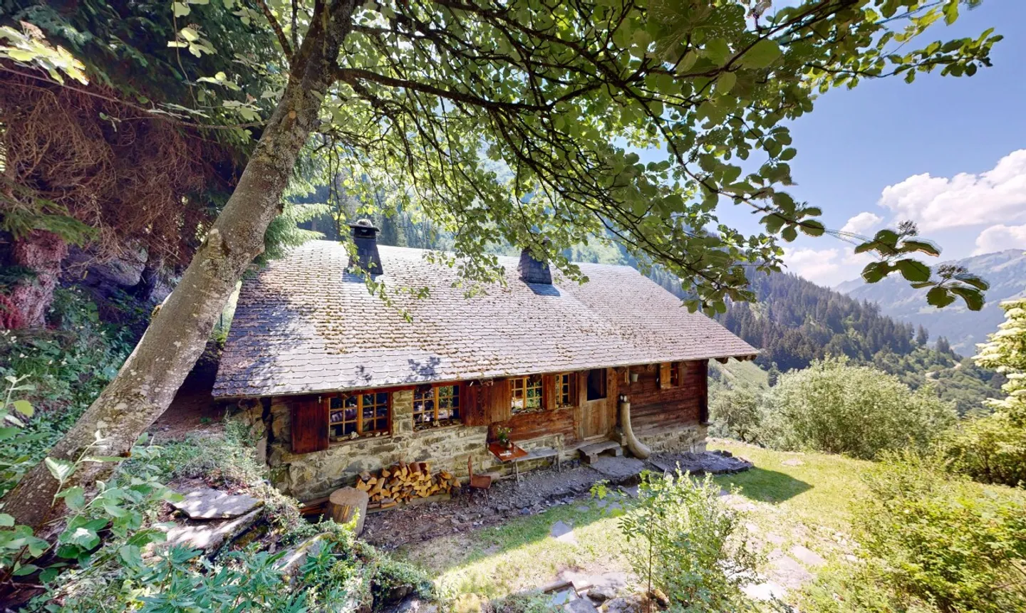 Authentic Alpine Chalet – Total Disconnection and Alpine Charm - Photo 1 of 11