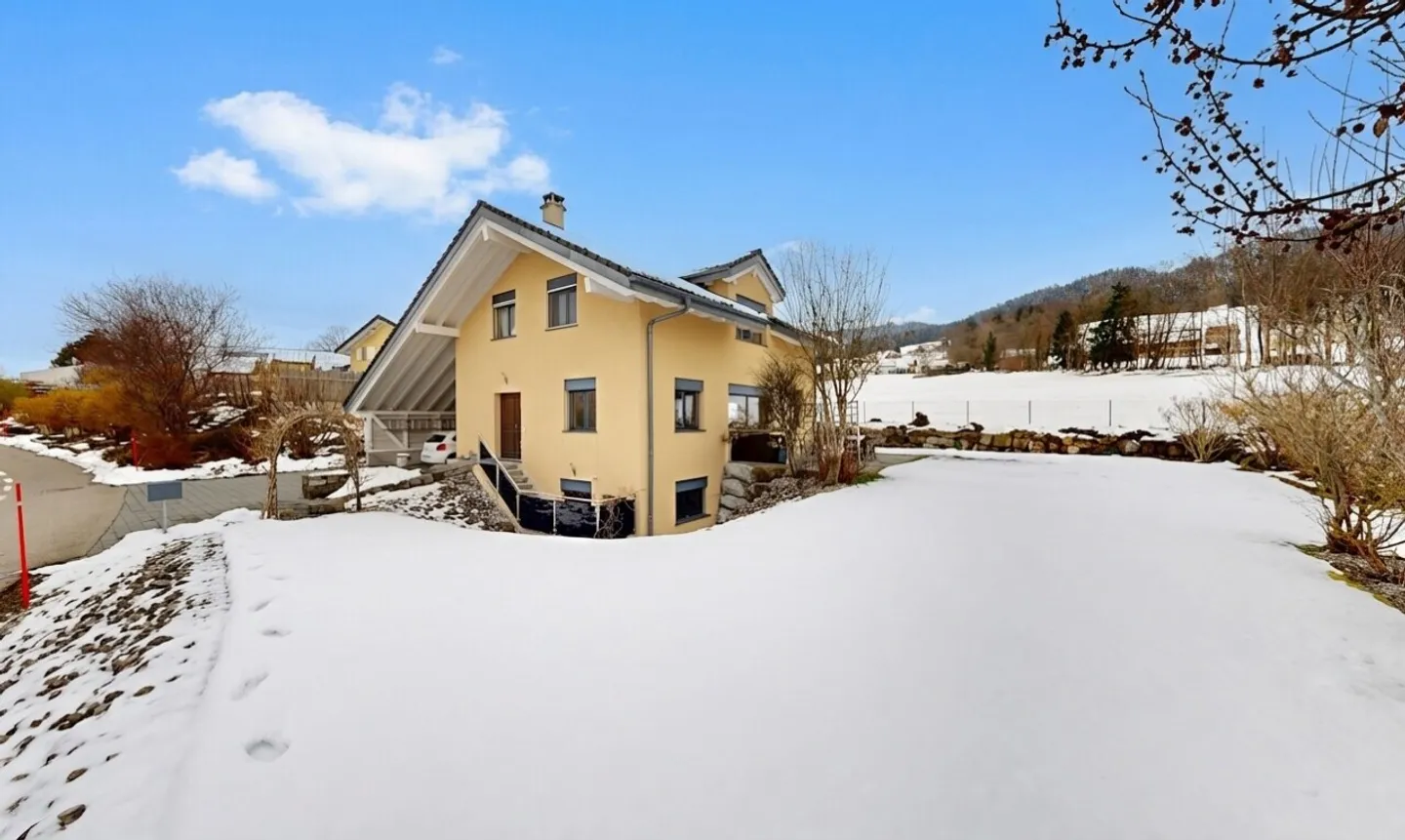 Maison individuelle à Semsales - Photo 1 of 11