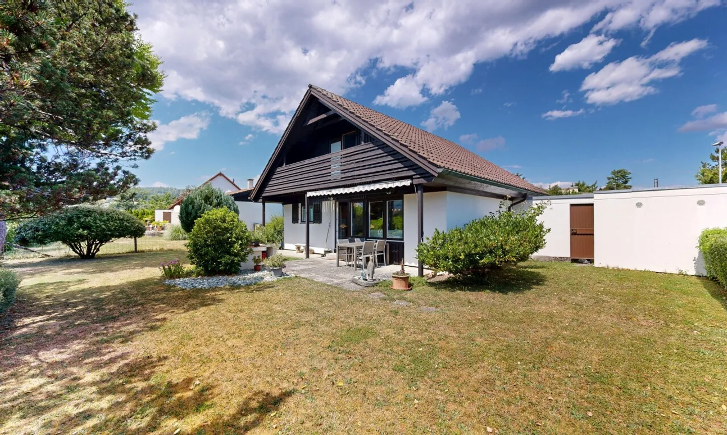 Charming home with garden idyll and panoramic view - Photo 1 of 11