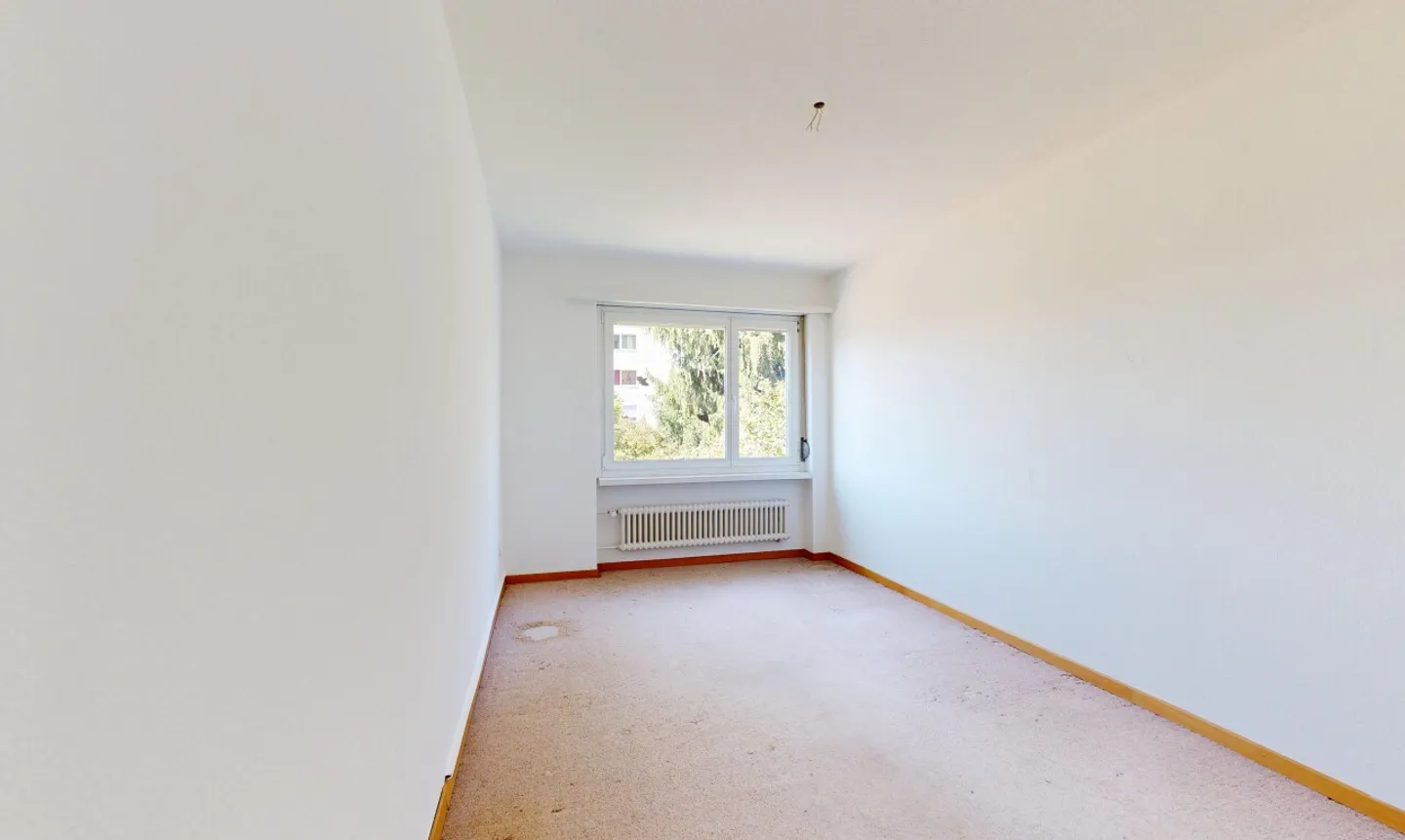 Appartement 3 pièces avec potentiel et belle vue sur la verdure - Photo 8 sur 11
