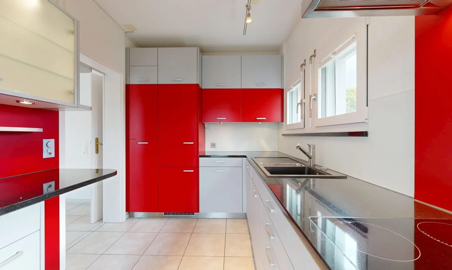 Spacious 6½-room maisonette apartment in Winterthur-Seen - Photo 4 of 13
