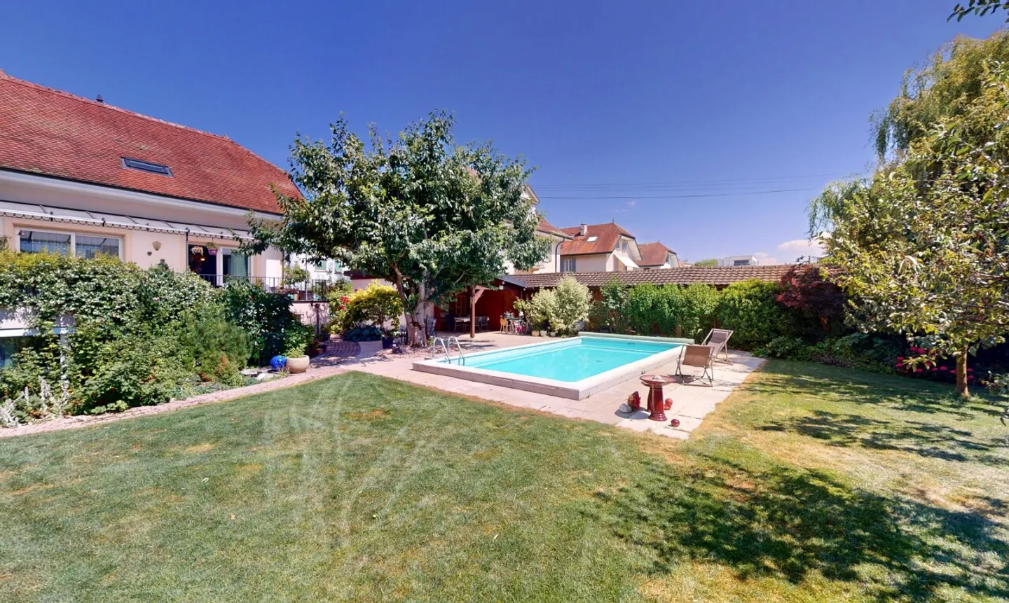 Charmante Maison Familiale avec Jardin - Photo 3 sur 13