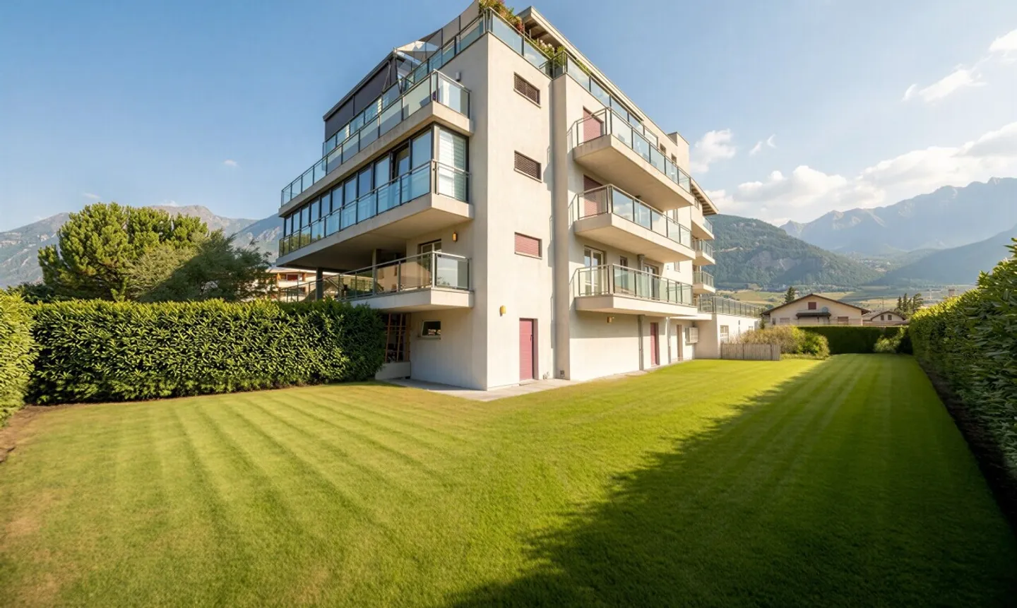 Apartment-Terrace 4.5 Rooms - SAXON - Photo 1 of 11