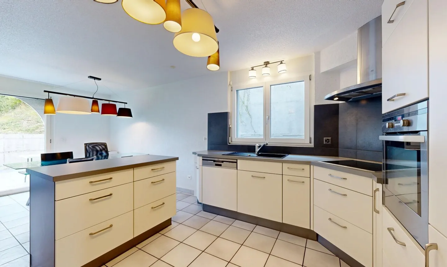 Charming Family Home in Jura - Photo 5 of 11