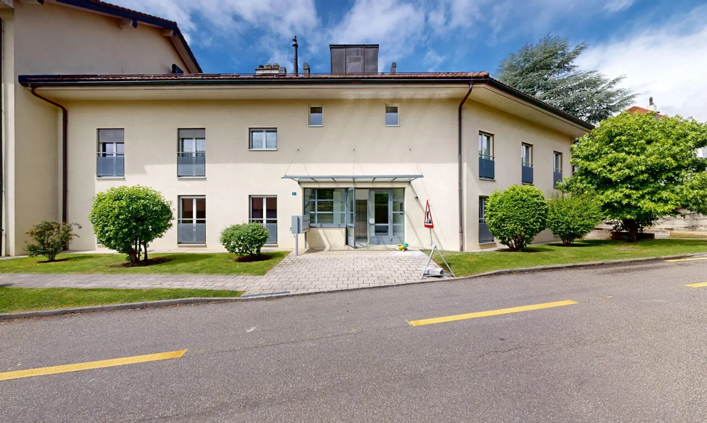 Spacious Garden Apartment in Morges - Photo 5 of 11